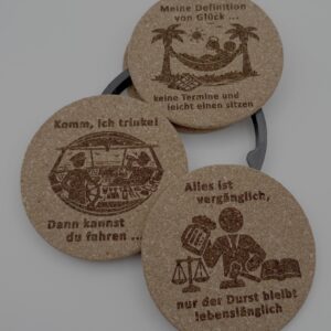 Kork-Untersetzer mit Trinkspruch